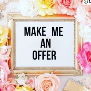 🌺ALL REASONABLE offers considered!🌺